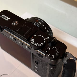 X-E5 XF23mm レンズキット "ブラック"