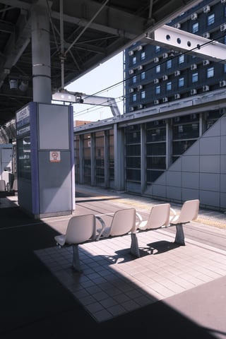 ミニマルな感じが好きだった駅