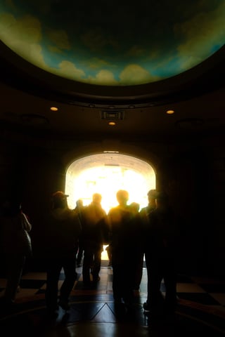 きのこの王国に向かうトンネル