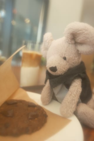 クッキーとカフェラテでお茶タイム