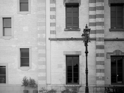 かっこいいカメラでモノクロ撮ると、自己肯定感爆上がりして神god