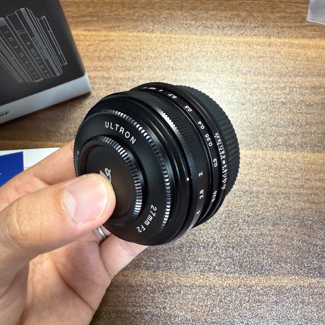 フォクトレンダー ULTRON 27mm F2 X-mount "ブラック"