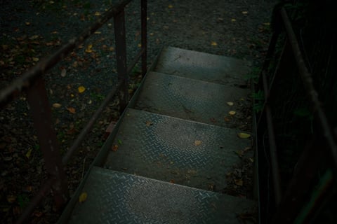 琵琶湖疏水からインクラインへの道中。
琵琶湖疏水っぽさもインクラインっぽさもないのが気に入っています。