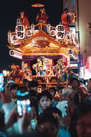 千葉県佐倉市の秋祭り。
人混みにのまれながら撮影でした笑