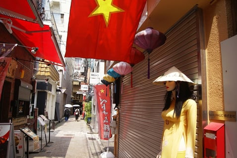 α100を持って久々の神戸へ
中華街だけどここはベトナム
ソニー18-55レンズ