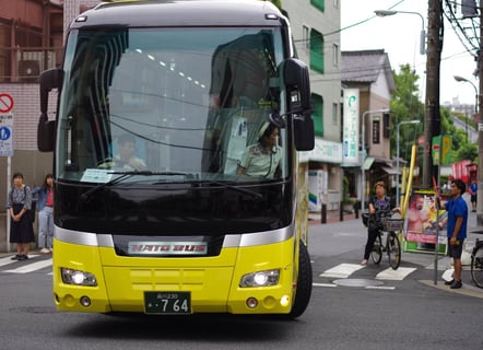 はとバス左折OK！
浅草周辺