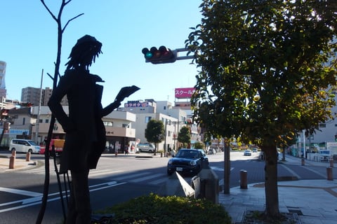 絵本を読んであげましょう
春日部市