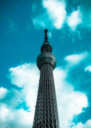 下から見上げた2026年の初スカイツリー