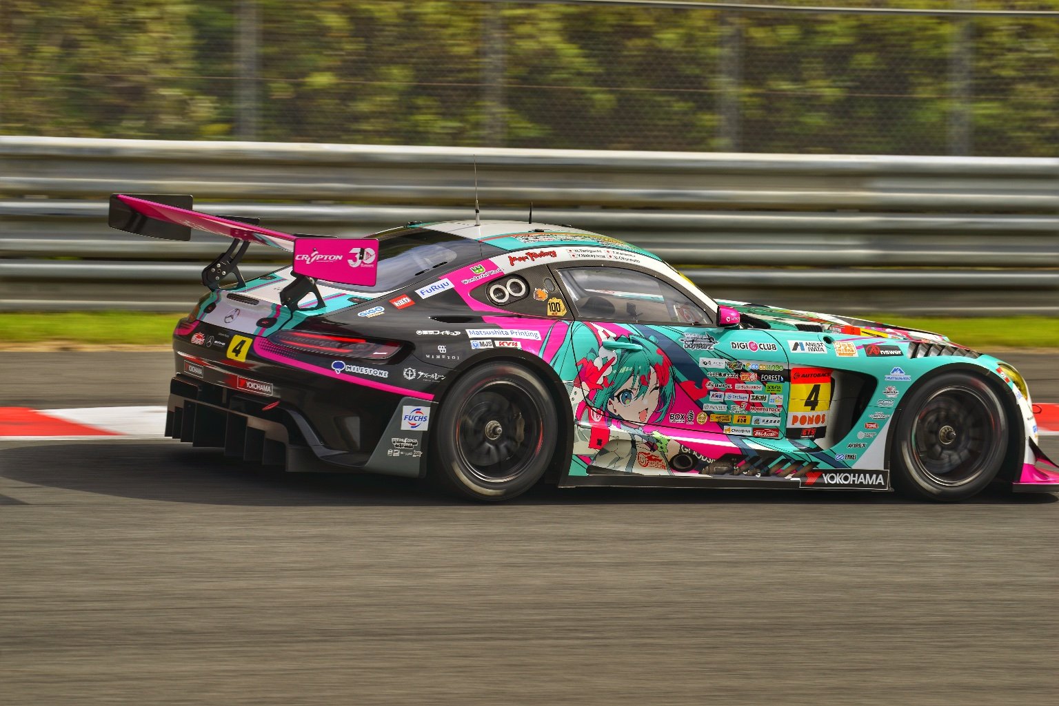 ニコン D800 ボディの作例/評価(評判)のレビュー | 初スーパーGT撮影