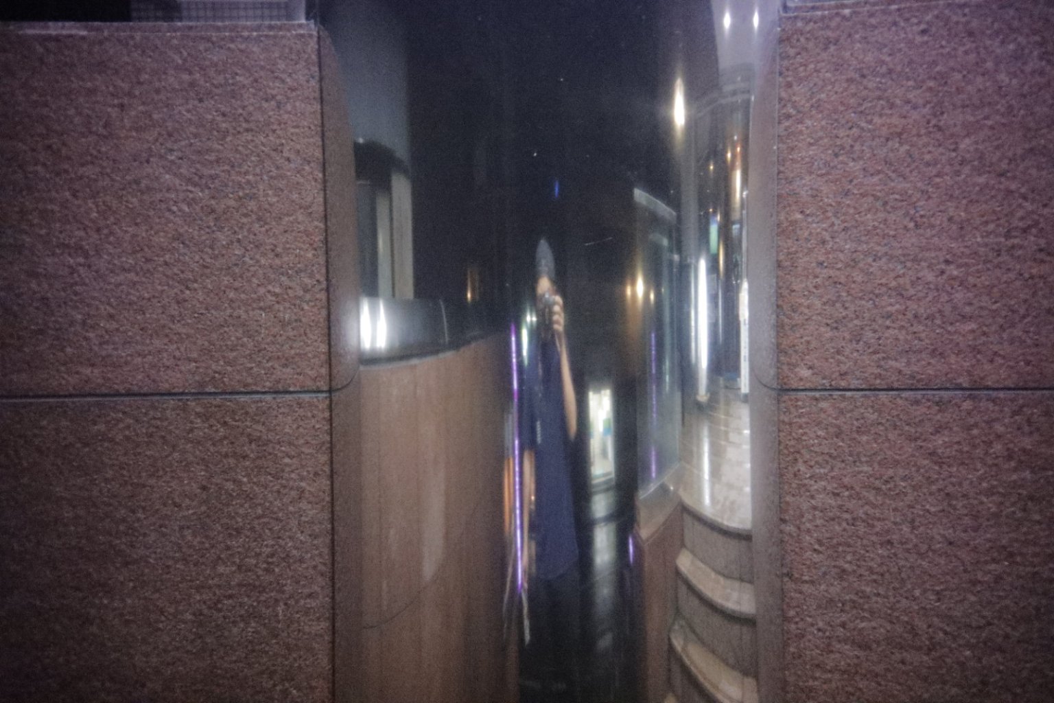 新しいおもちゃ、eosRにutulens装着。