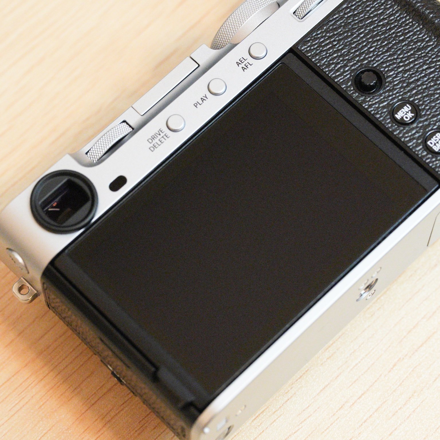 X-E5 XF23mm レンズキット "シルバー"