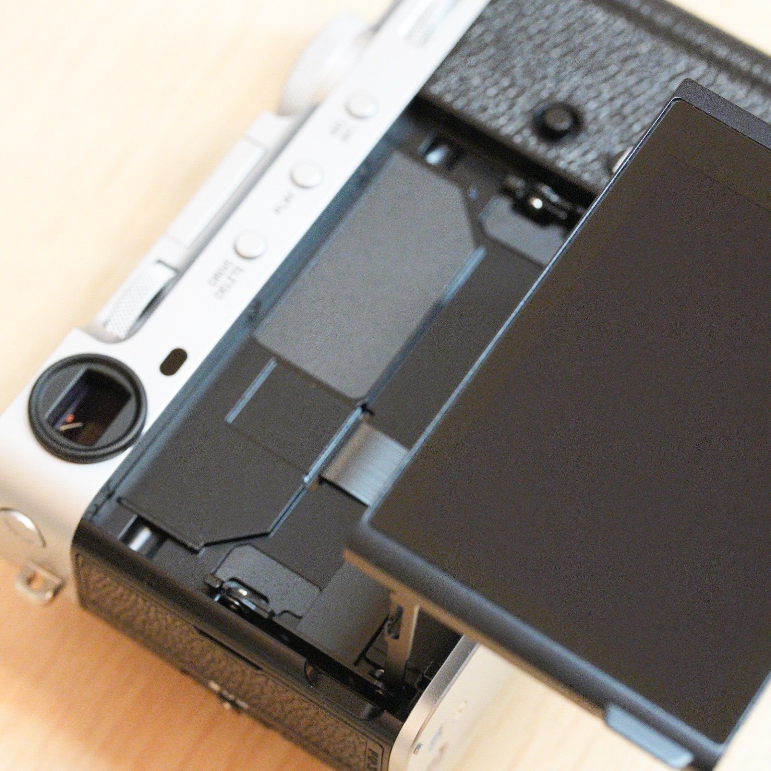 X-E5 XF23mm レンズキット "シルバー"