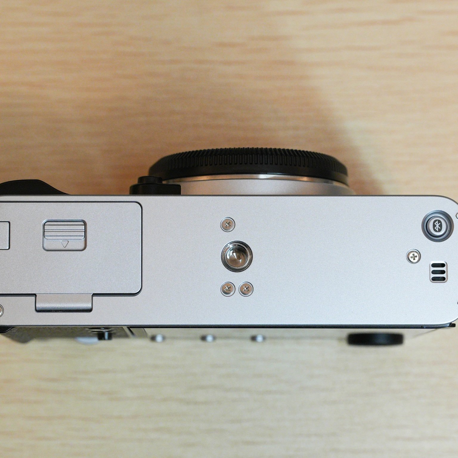 X-E5 XF23mm レンズキット "シルバー"