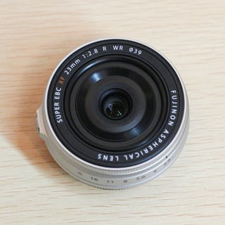 X-E5 XF23mm レンズキット "シルバー"