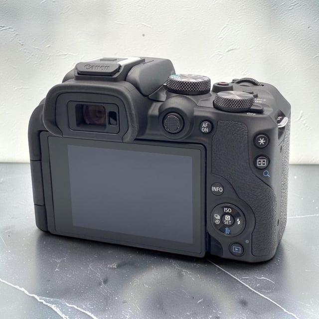 EOS R10 ボディ