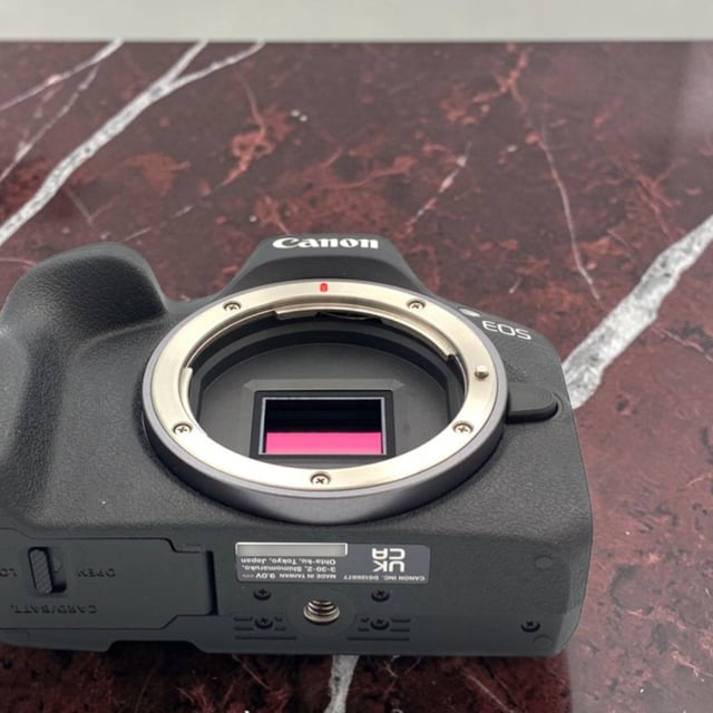 EOS R50 ボディ "ブラック"