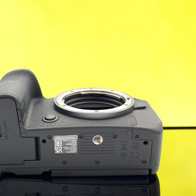 EOS R6 ボディ