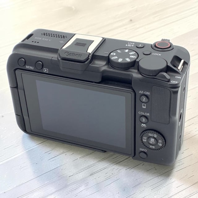EOS R50 V ボディ "ブラック"