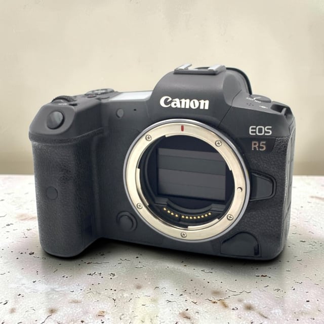 EOS R5 ボディ