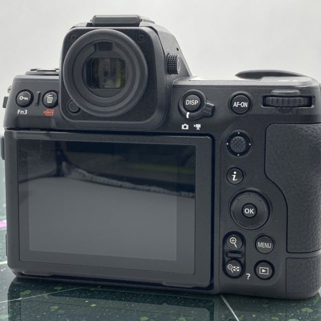 Z8 ボディ