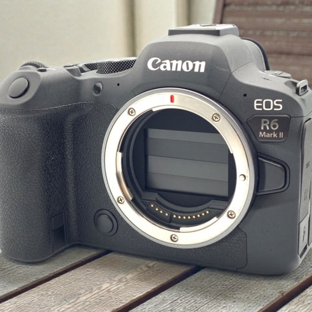 EOS R6 Mark II ボディ