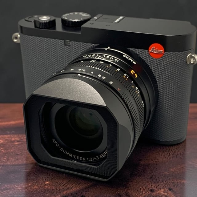LEICA Q3 43