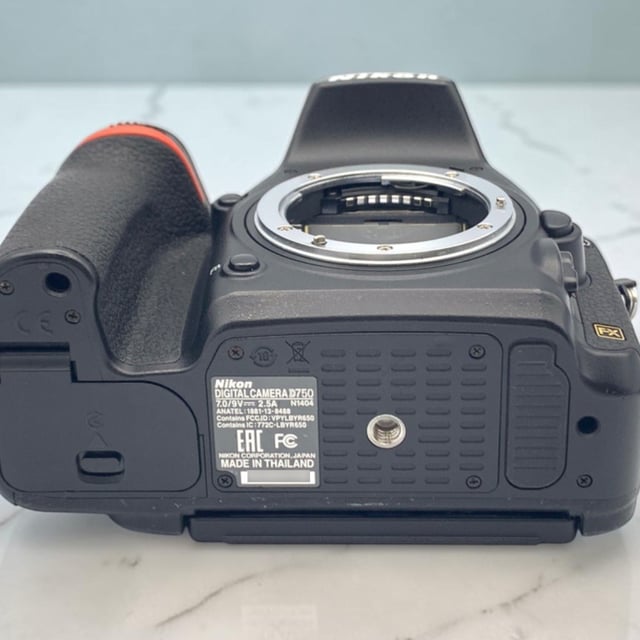 D750 ボディ
