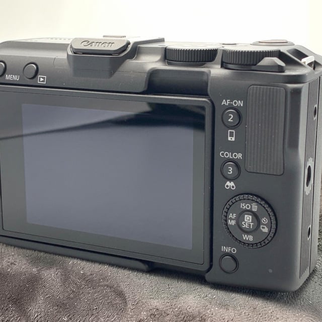 EOS R50 V ボディ