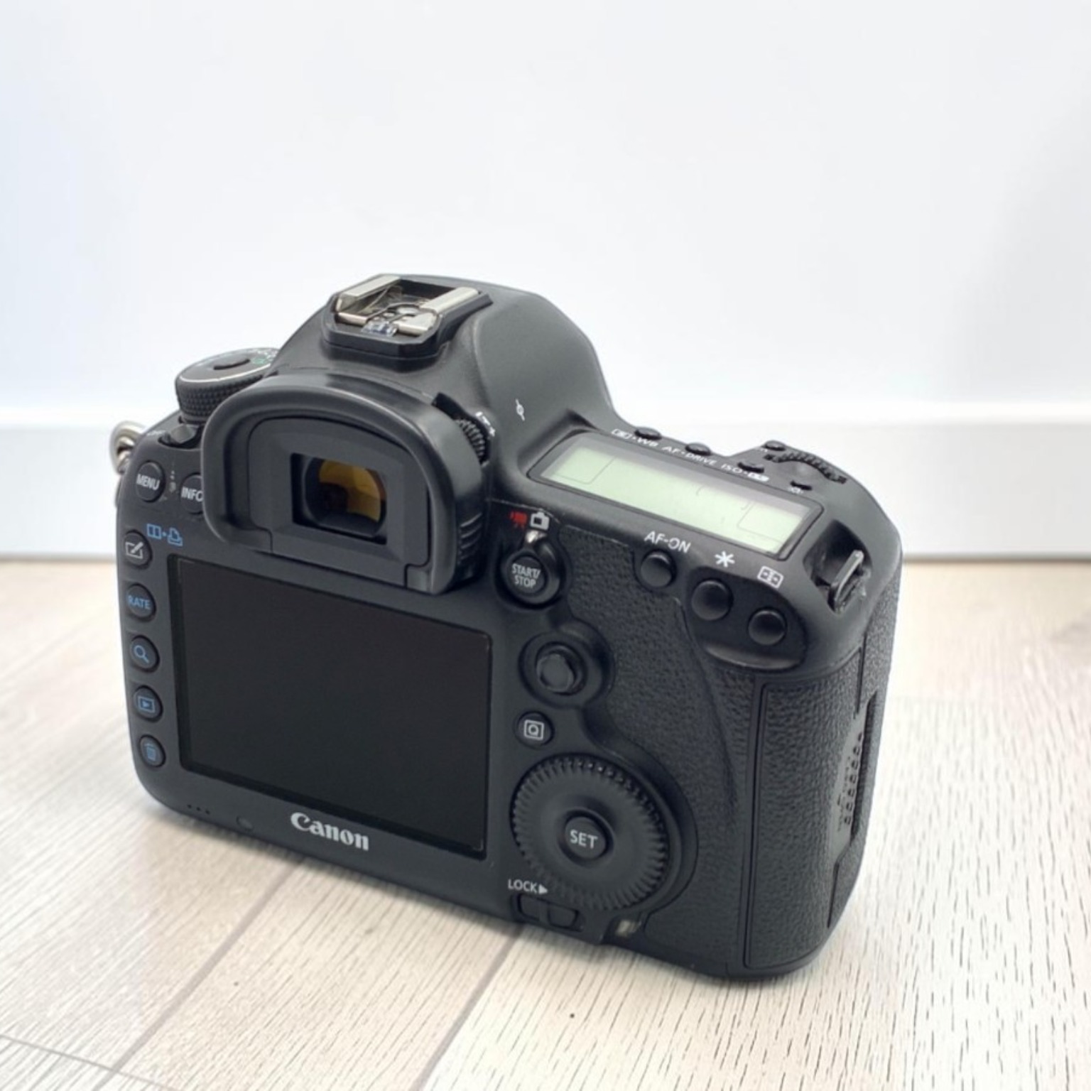 Canon EOS 5D Mark III ボディの新品/中古の在庫一覧 | みんなのカメラ