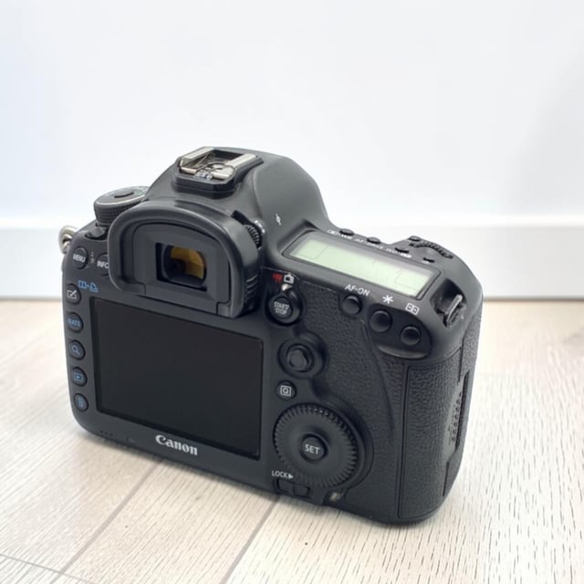 EOS 5D Mark III ボディ