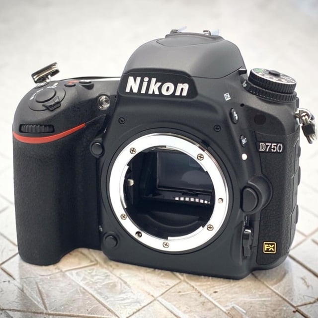 D750 ボディ