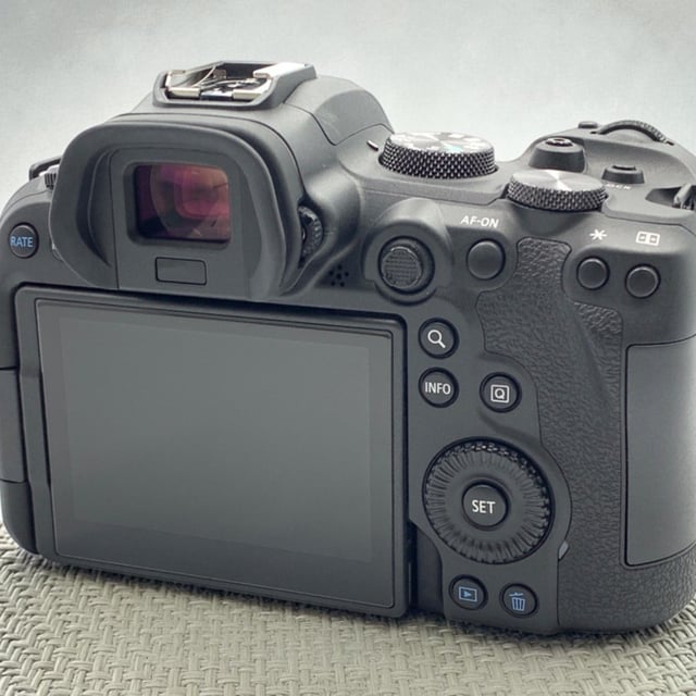 EOS R6 ボディ