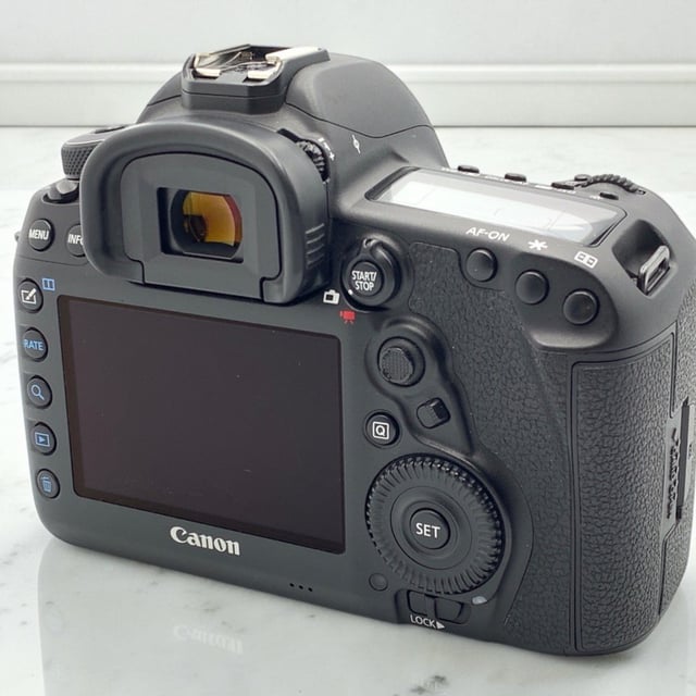 EOS 5D Mark IV ボディ