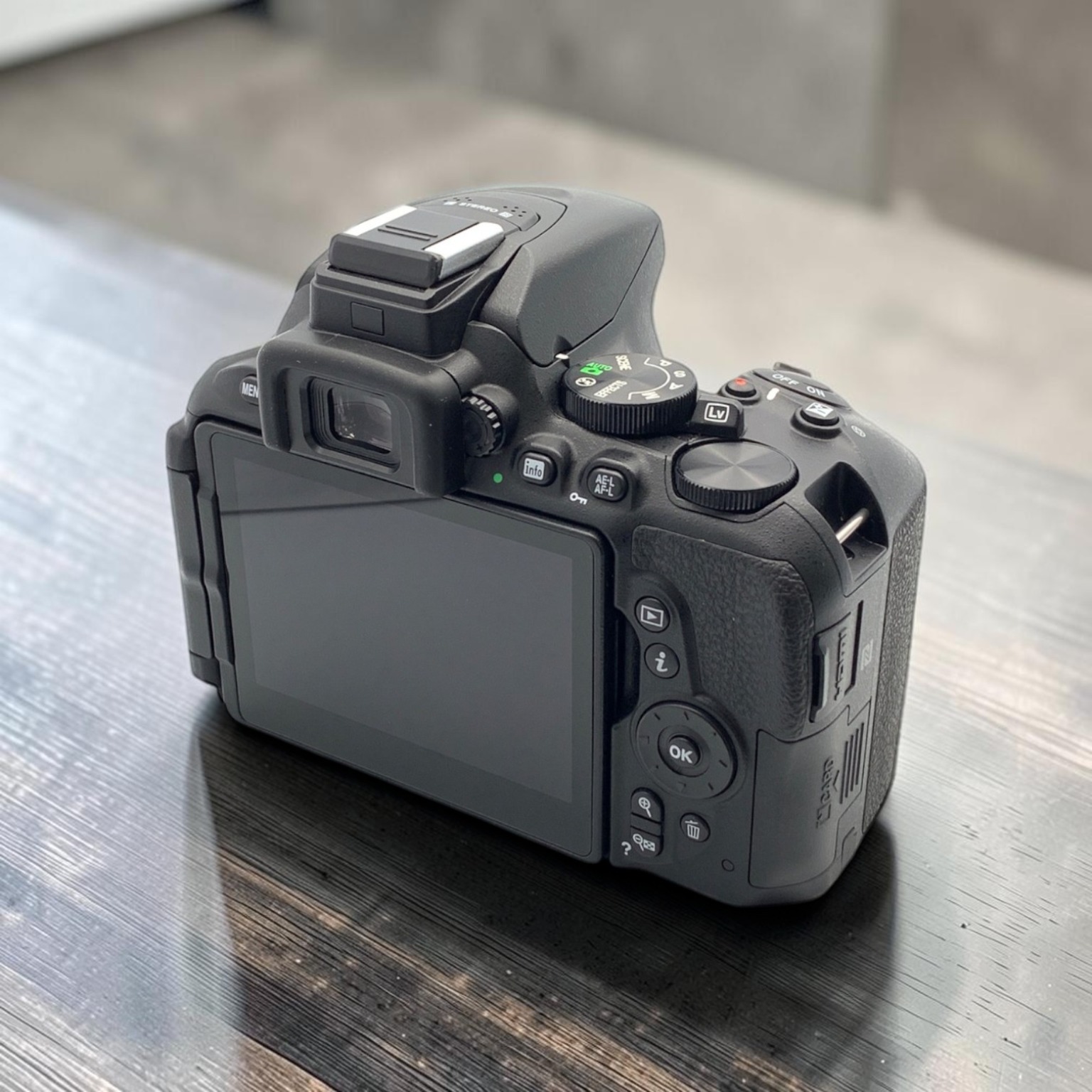 ニコン D5600 ボディの中古 (美品)・¥42,870 売り切れ by たまひか