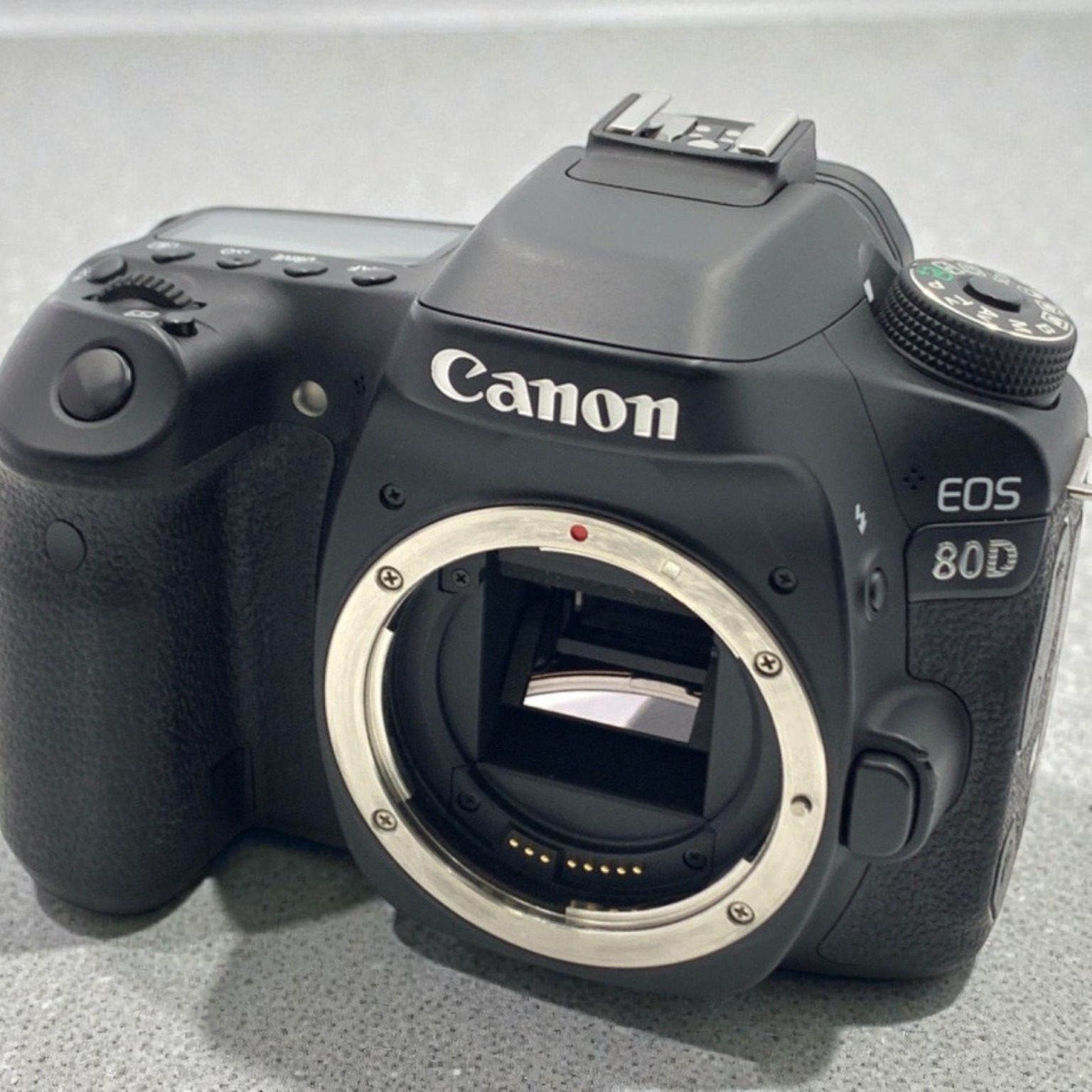 Canon EOS Kiss X9i ボディの中古 (美品)・¥46,110 | みんなのカメラ