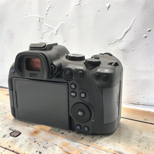 EOS R6 Mark II ボディ