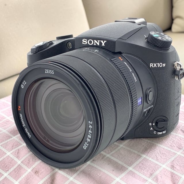 サイバーショット RX10 IV(DSC-RX10M4)