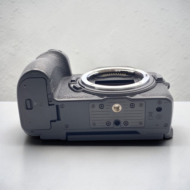 Z5II ボディ
