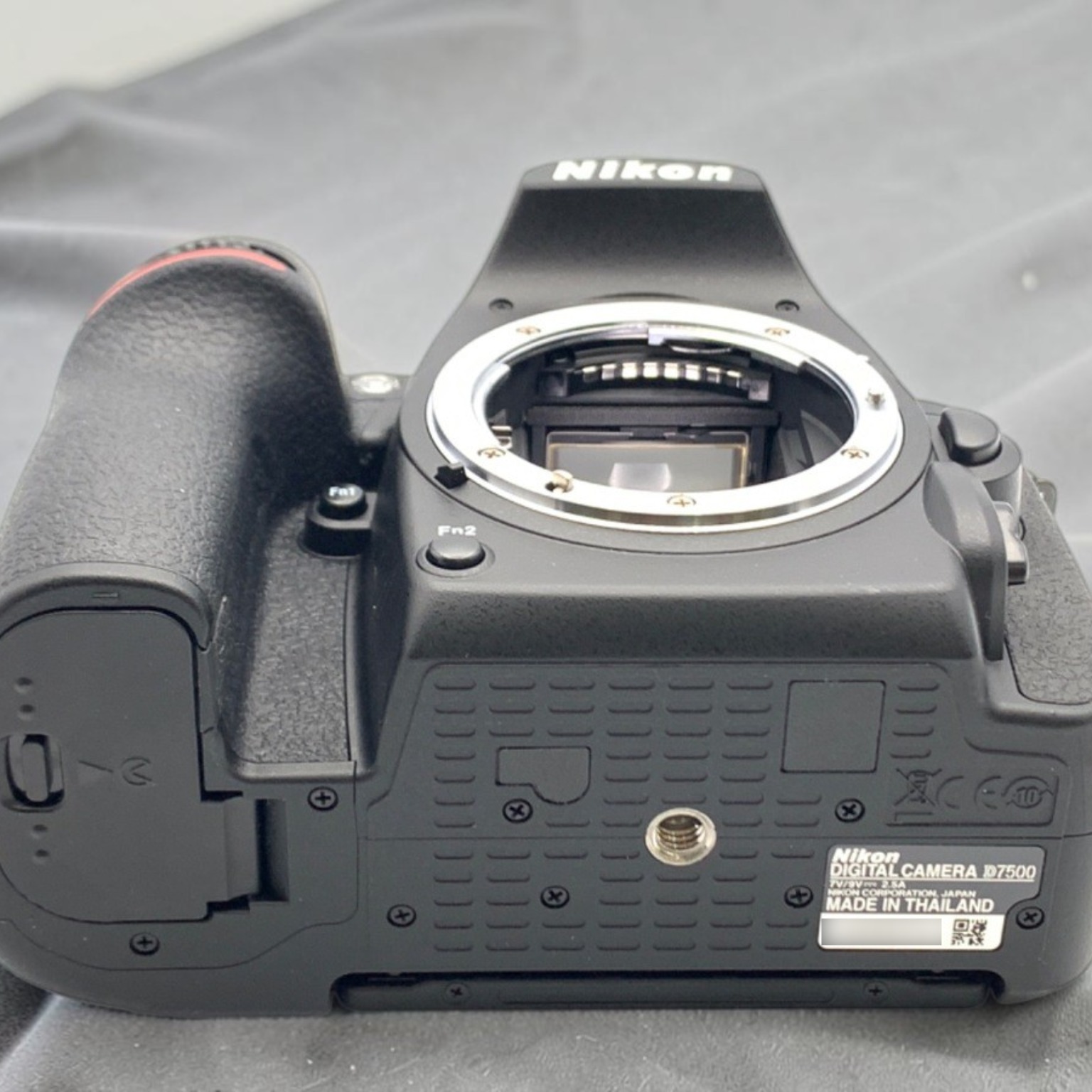 ニコン D7500 ボディの中古 (美品)・¥73,440 by のろみ | みんなのカメラ ニコン D7500 ボディの中古 (美品)・¥73,440 by のろみ | みんなのカメラ