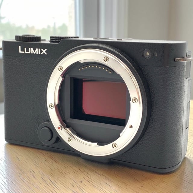 LUMIX S9(DC-S9) ボディ
