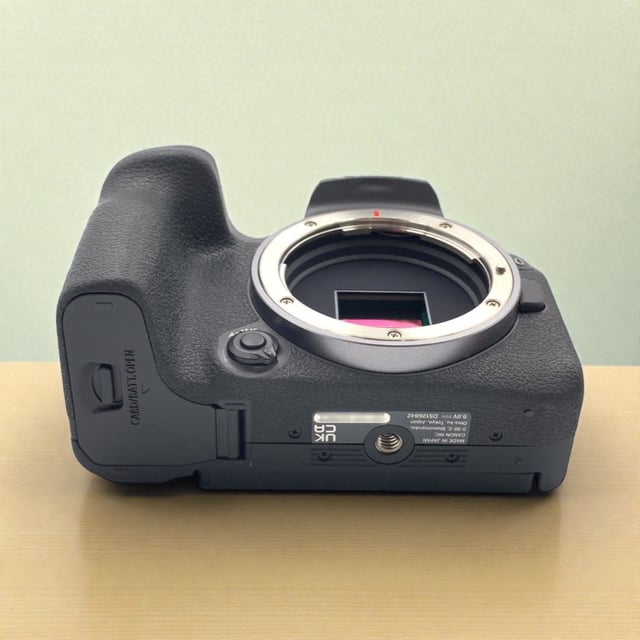 EOS R10 ボディ