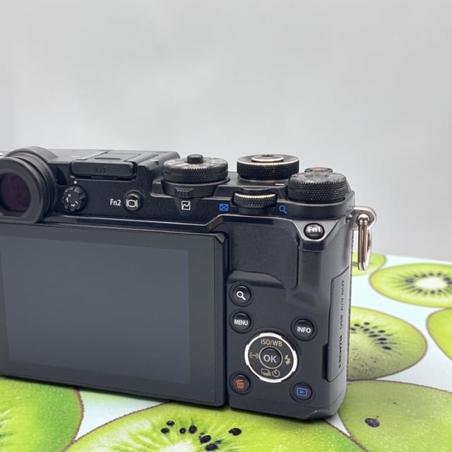 OLYMPUS PEN-F ボディ "ブラック"