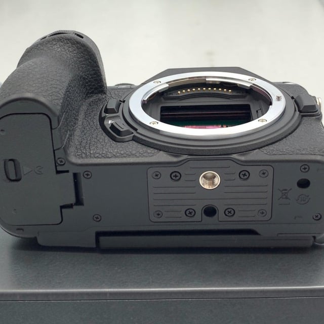 Z5II ボディ