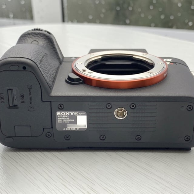 α7R III ILCE-7RM3 ボディ