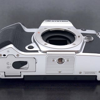 OM-5 Mark II ボディ "シルバー"