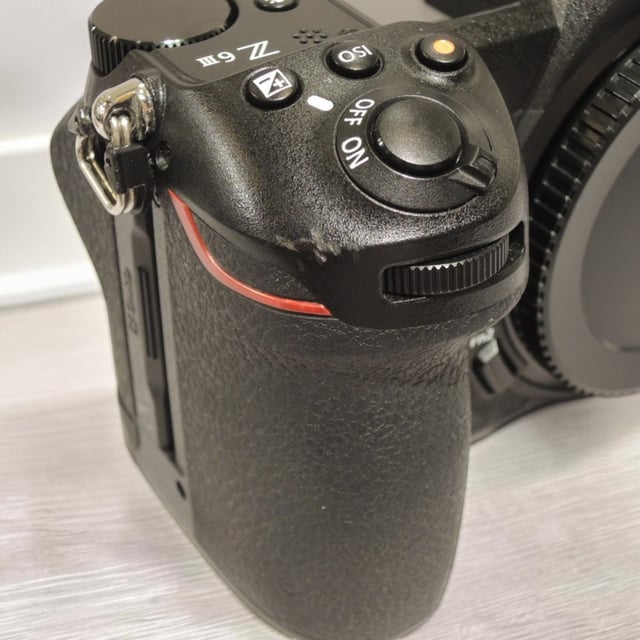 Z6III ボディ