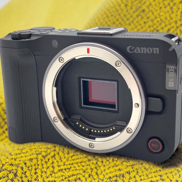 EOS R50 V ボディ "ブラック"