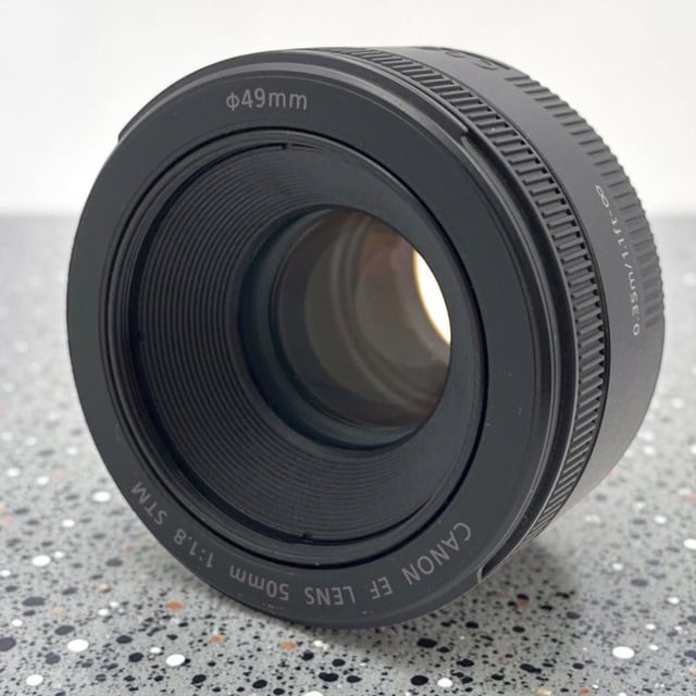 EF 50mm F1.8 STM