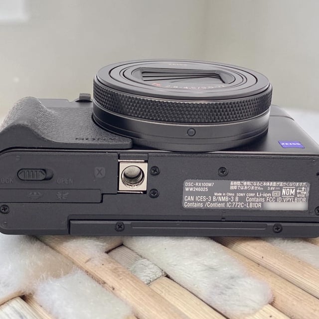 サイバーショット RX100 VII(DSC-RX100M7)