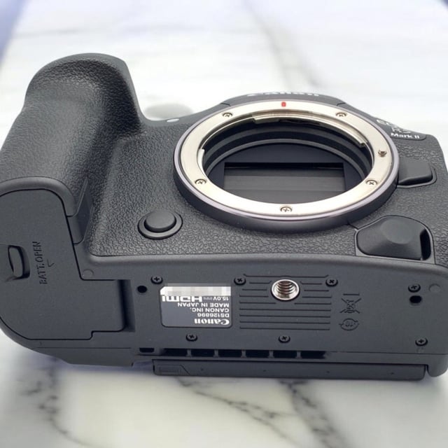 EOS R5 Mark II ボディ